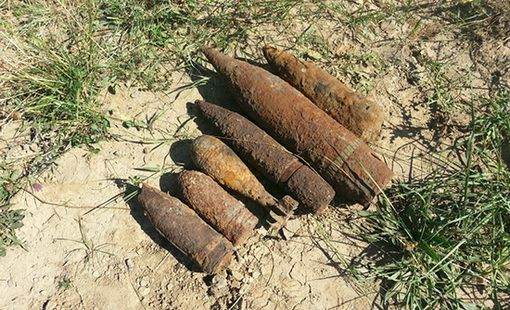 Премия Дуралея. Мужчина погиб, бросив боевой снаряд в огонь